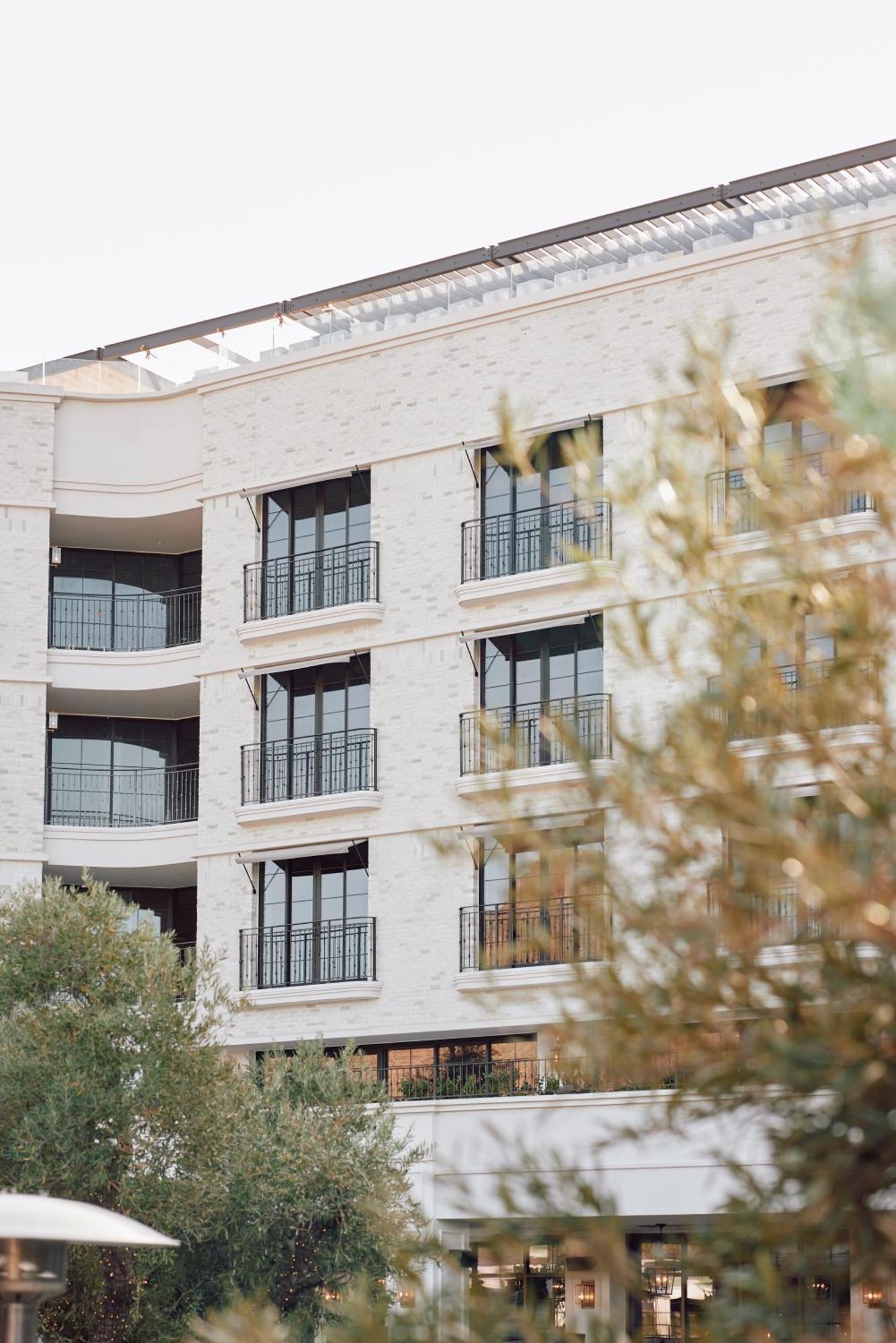 The Global Ambassador Hotel Phoenix Exterior photo