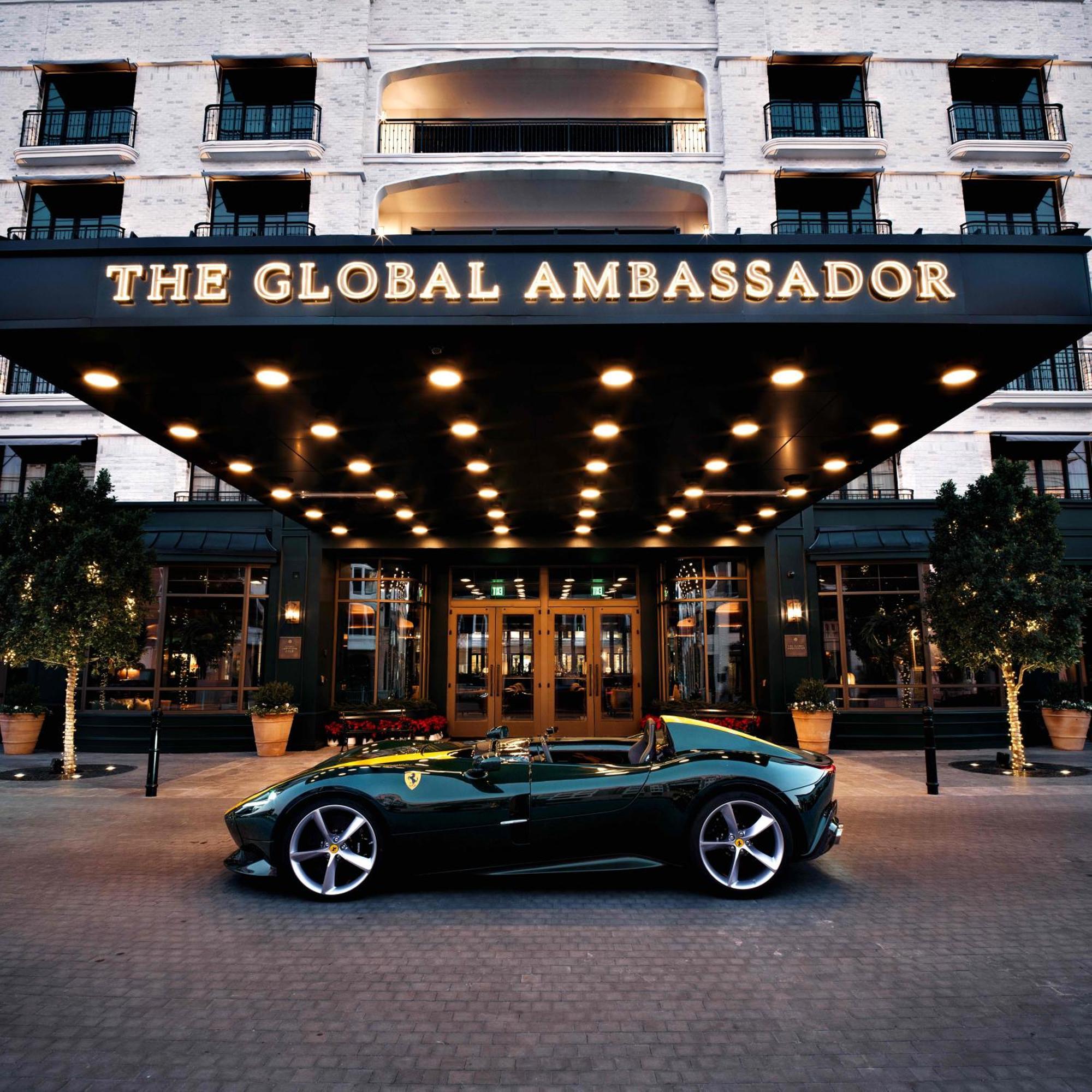 The Global Ambassador Hotel Phoenix Exterior photo